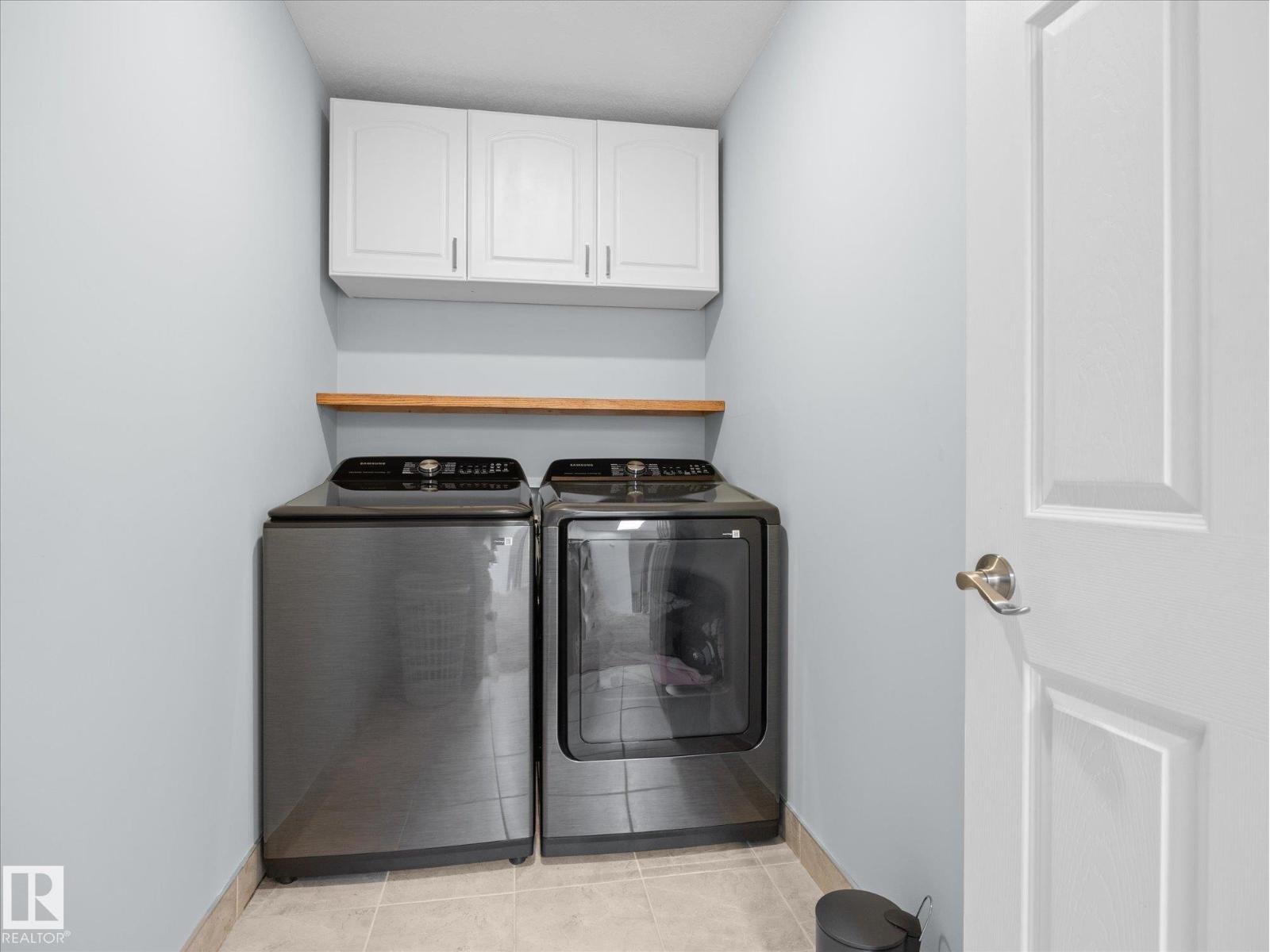 8 LEONARD DR - 23