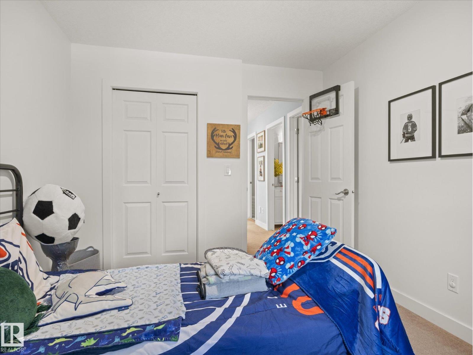 8 LEONARD DR - 25
