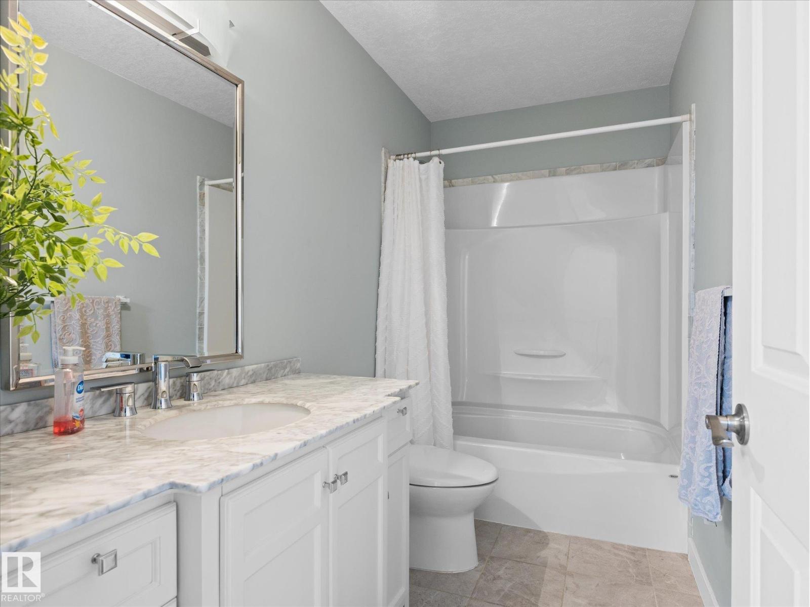 8 LEONARD DR - 28