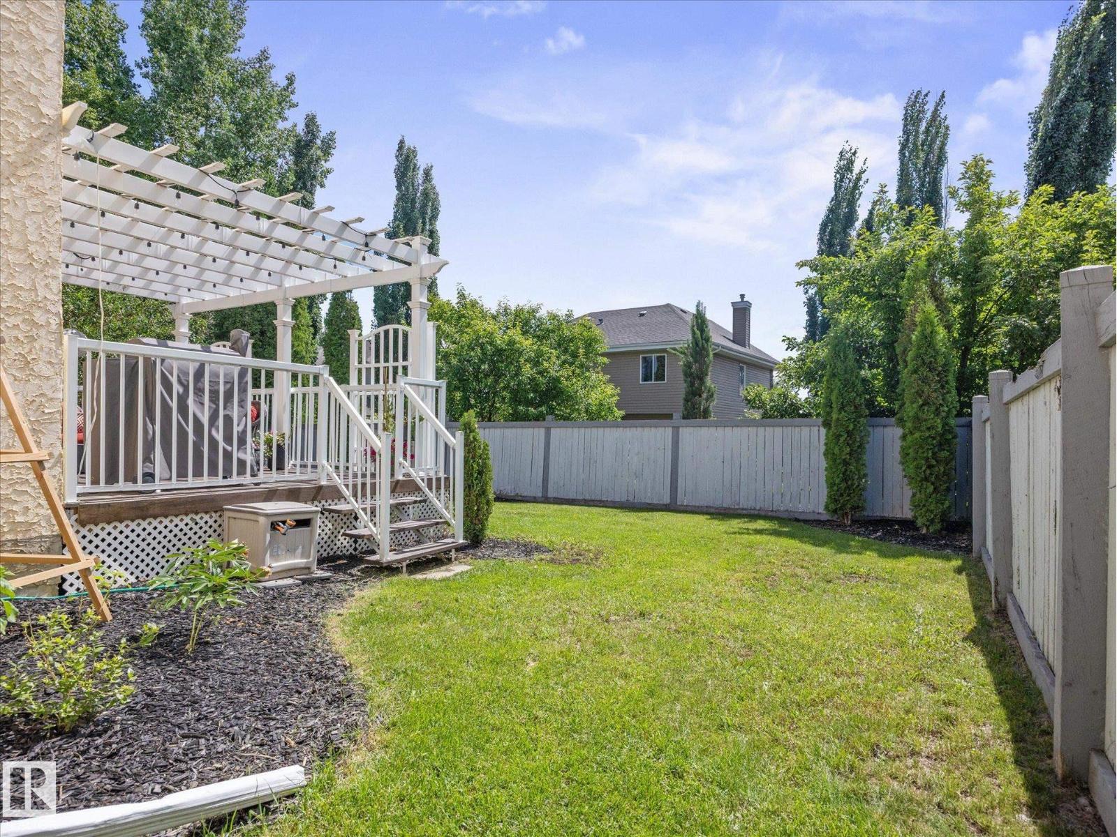 8 LEONARD DR - 37