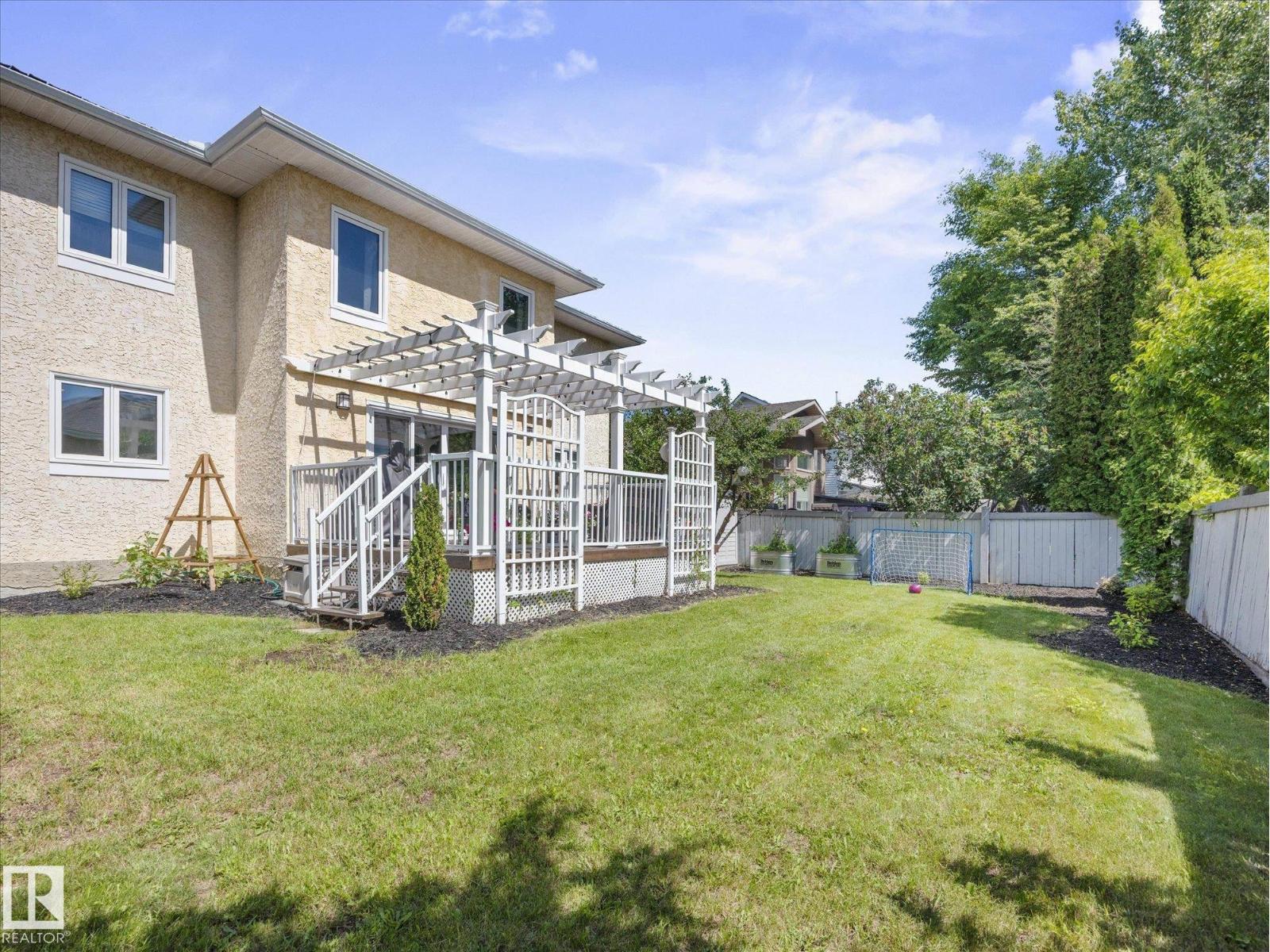 8 LEONARD DR - 38