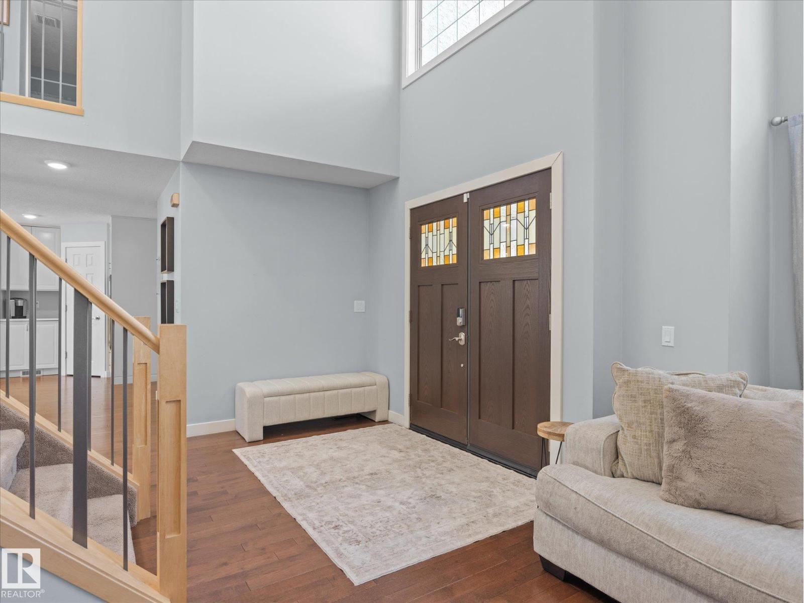8 LEONARD DR - 4