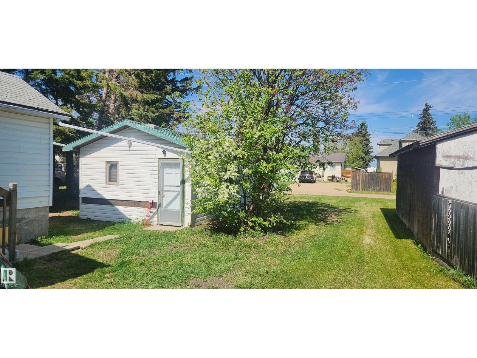 9740 - 109 ST - 3