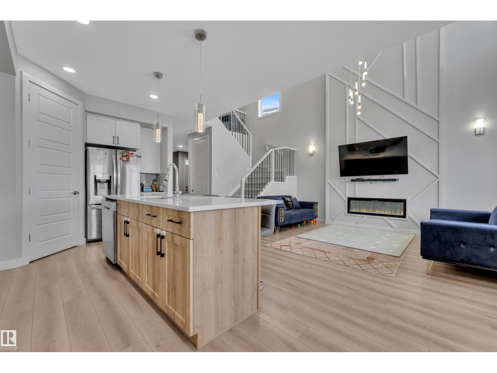 3003 4 ST NW - 17