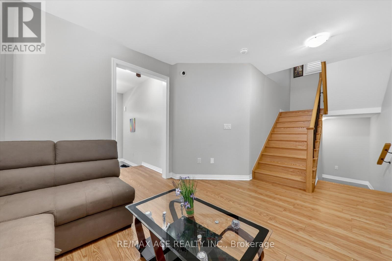 218 FLOOD AVENUE - 11