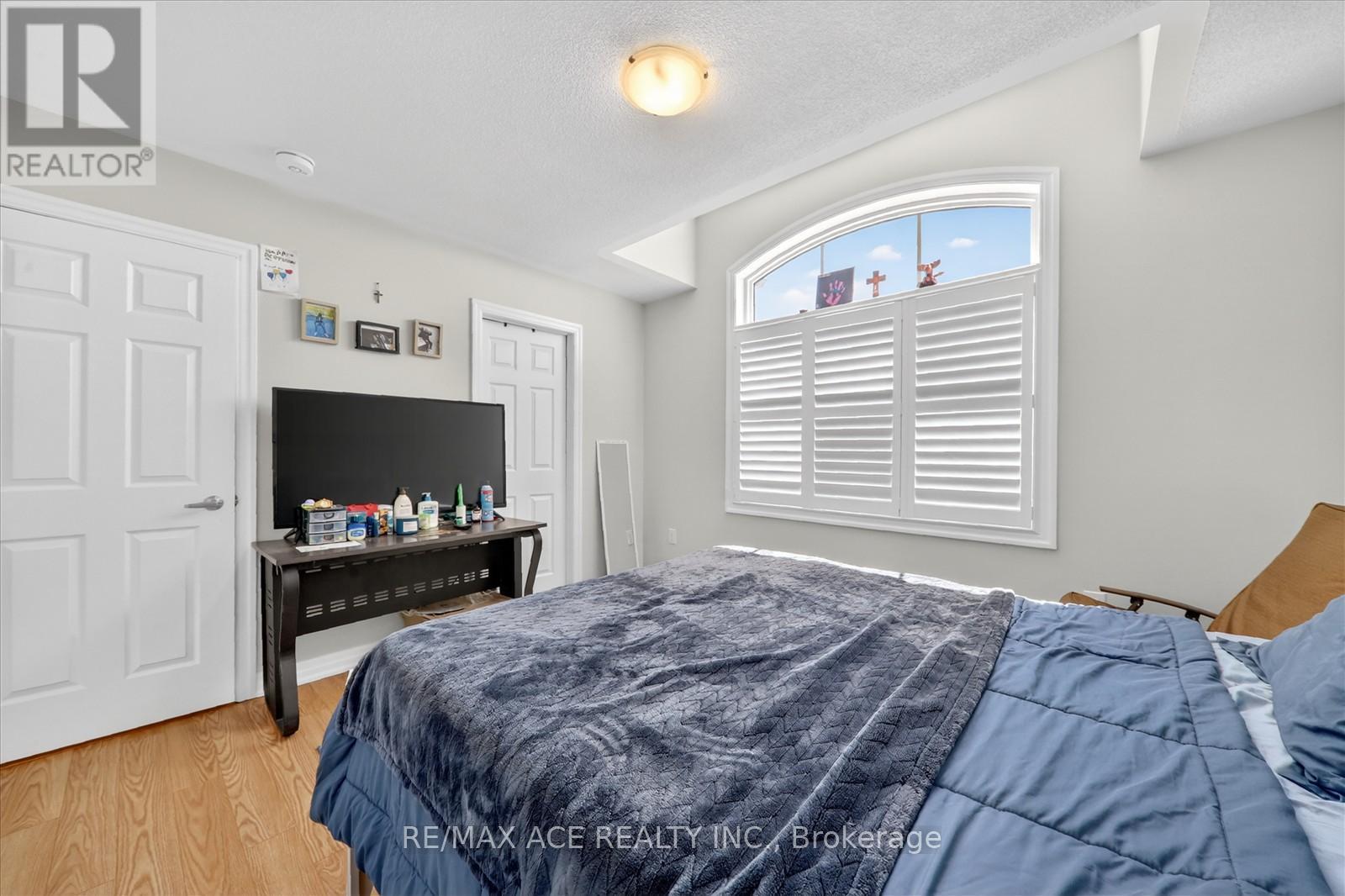 218 FLOOD AVENUE - 28
