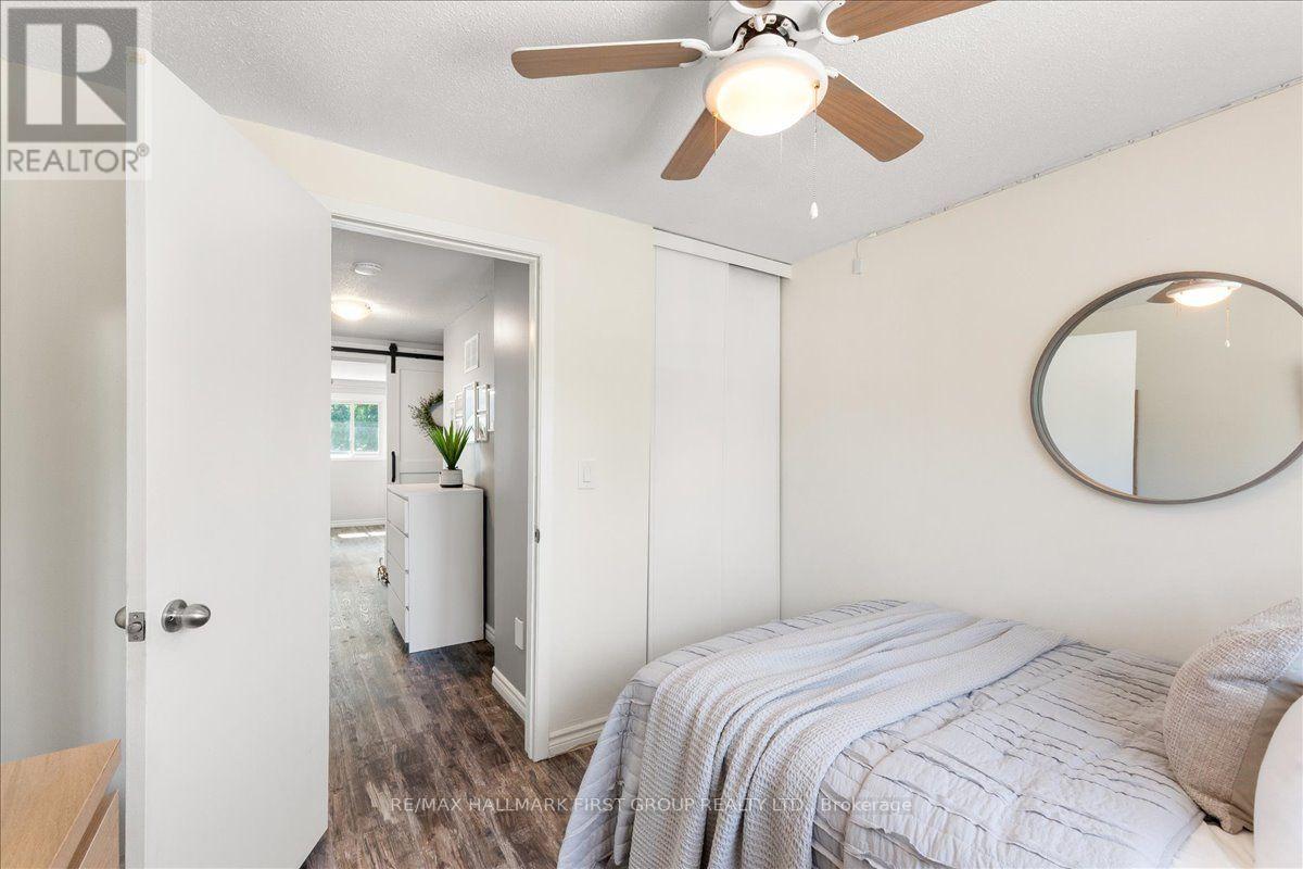 134 LONDONDERRY STREET - Image 30