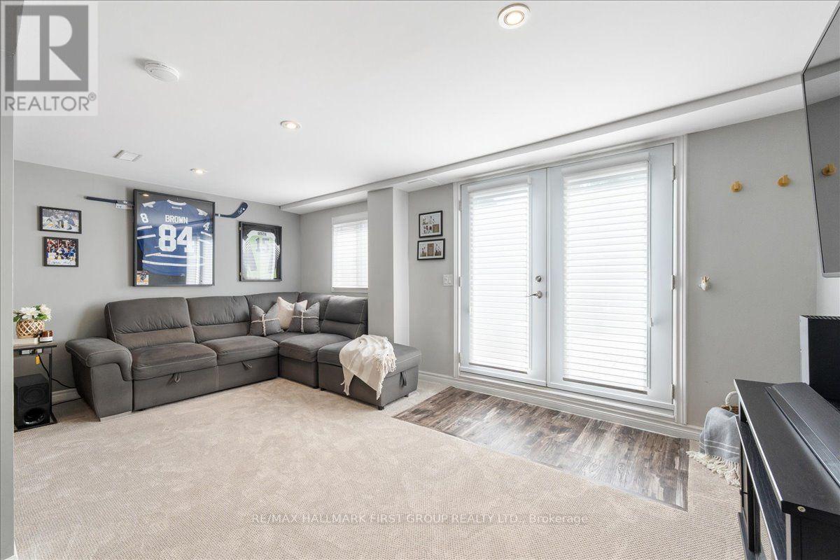 134 LONDONDERRY STREET - Image 32