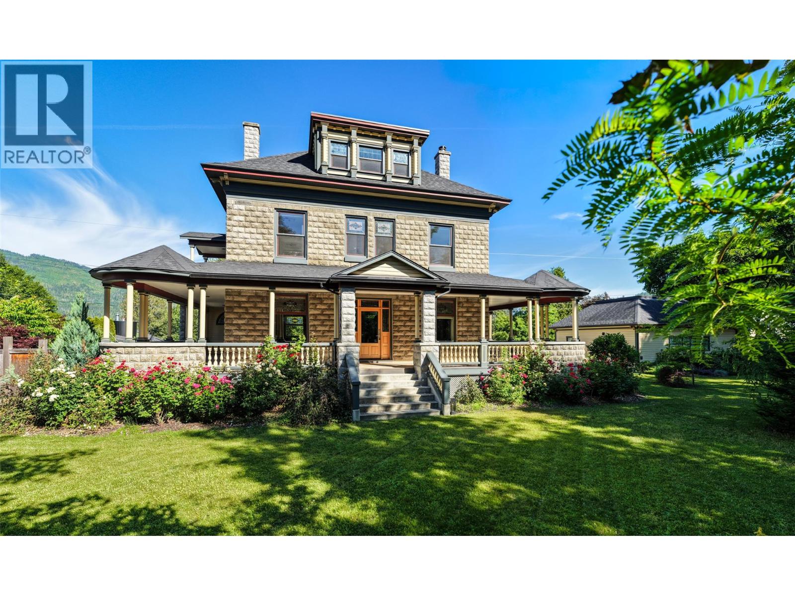 805 & 815 Mackenzie Avenue - 2