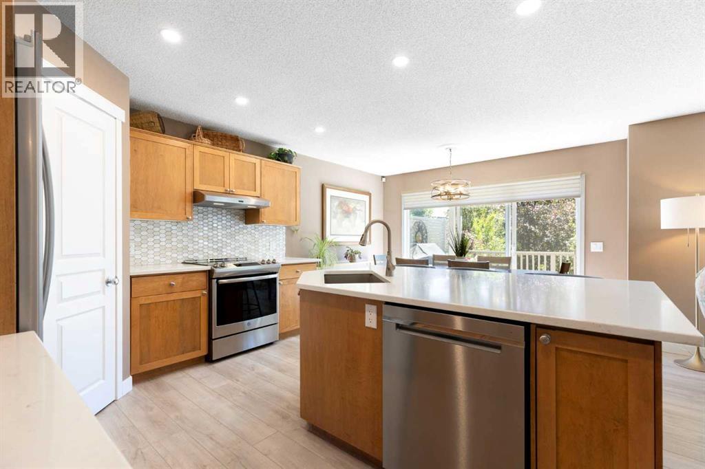 54 Cranfield Crescent SE — photo 8