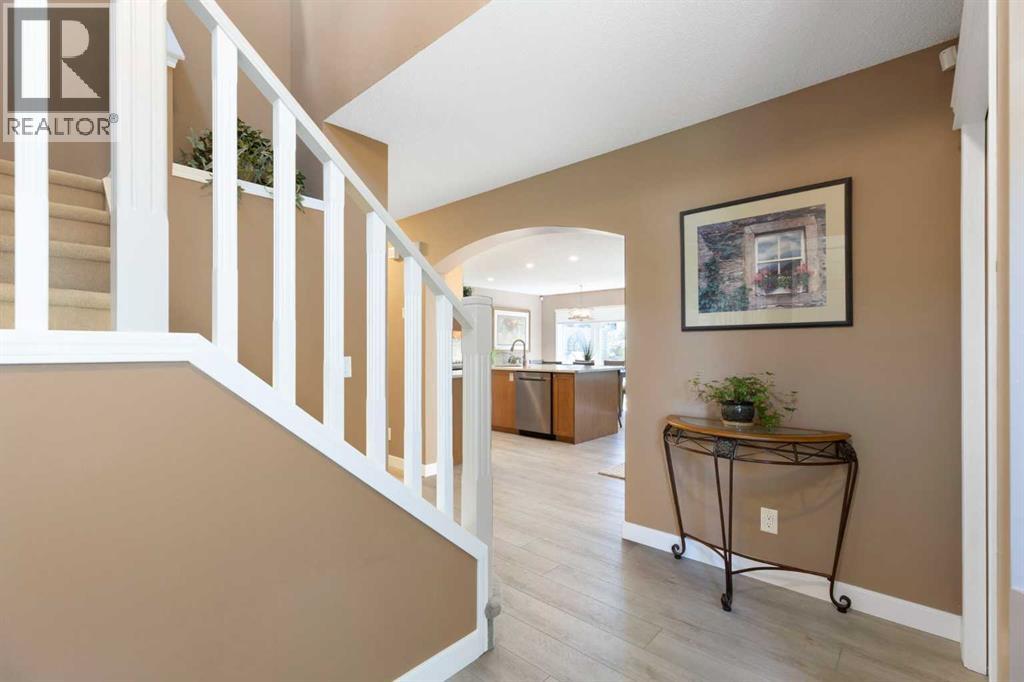 54 Cranfield Crescent SE - photo 3