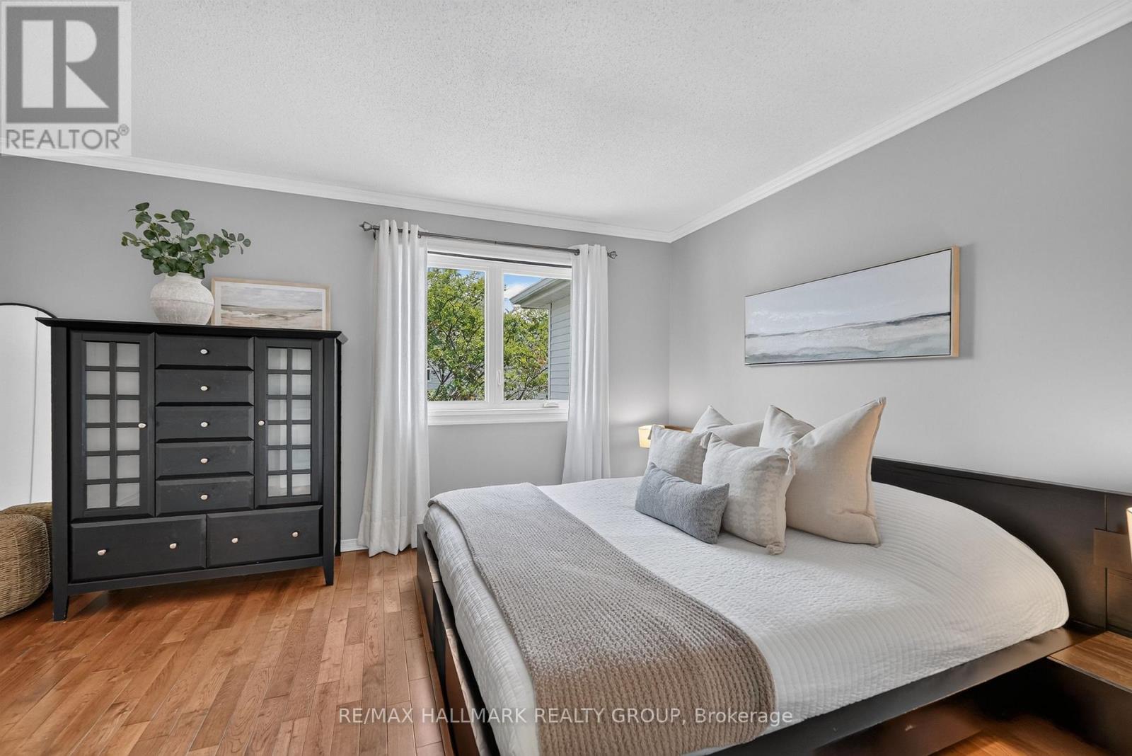 3 Bed, 2 Bath House for Sale in Ottawa – 433 LAWLER CRESCENT, Ottawa – MLS# X13543516 - Image 16
