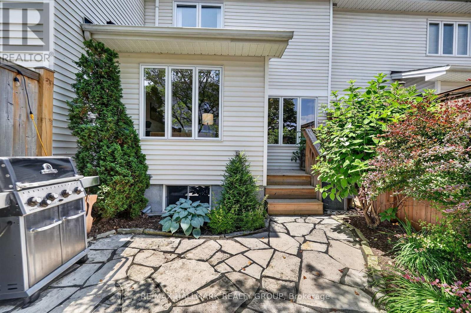 3 Bed, 2 Bath House for Sale in Ottawa – 433 LAWLER CRESCENT, Ottawa – MLS# X13543516 - Image 30
