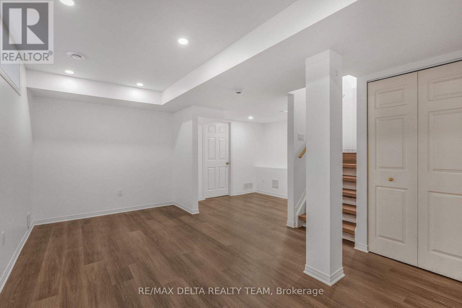 6043 VALLEY FIELD CRESCENT - 27