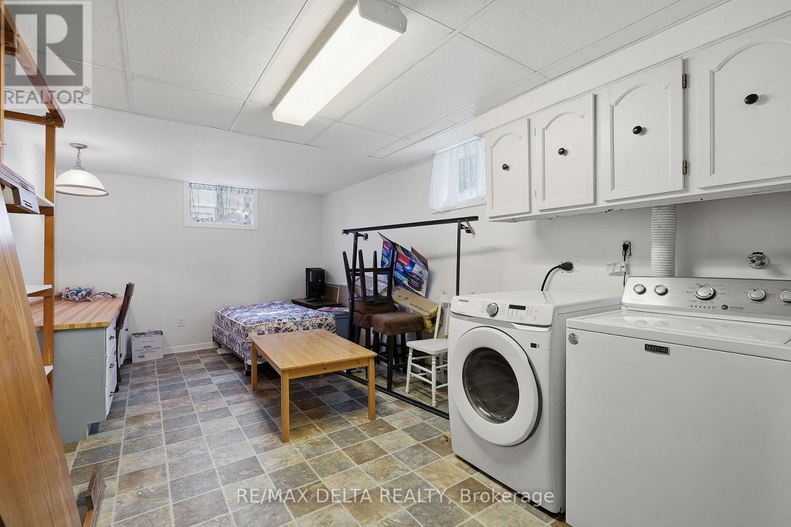 105 FOURNIER STREET - 24