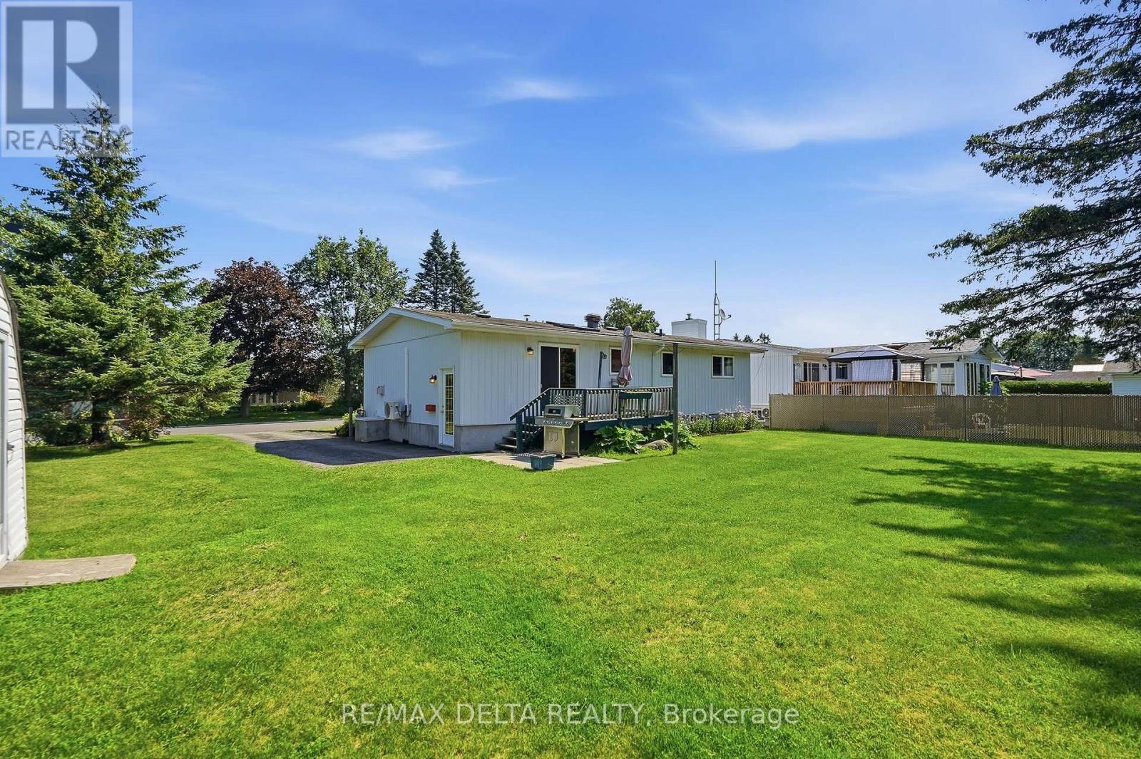 105 FOURNIER STREET - 29