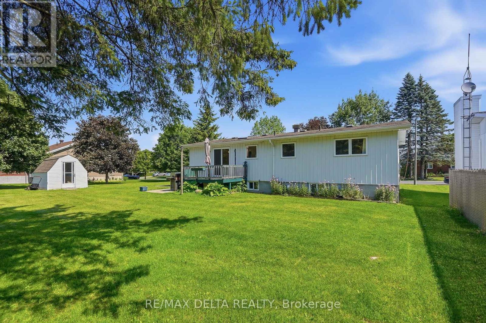 105 FOURNIER STREET - 30