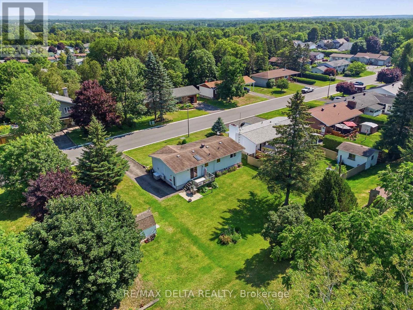 105 FOURNIER STREET - 34