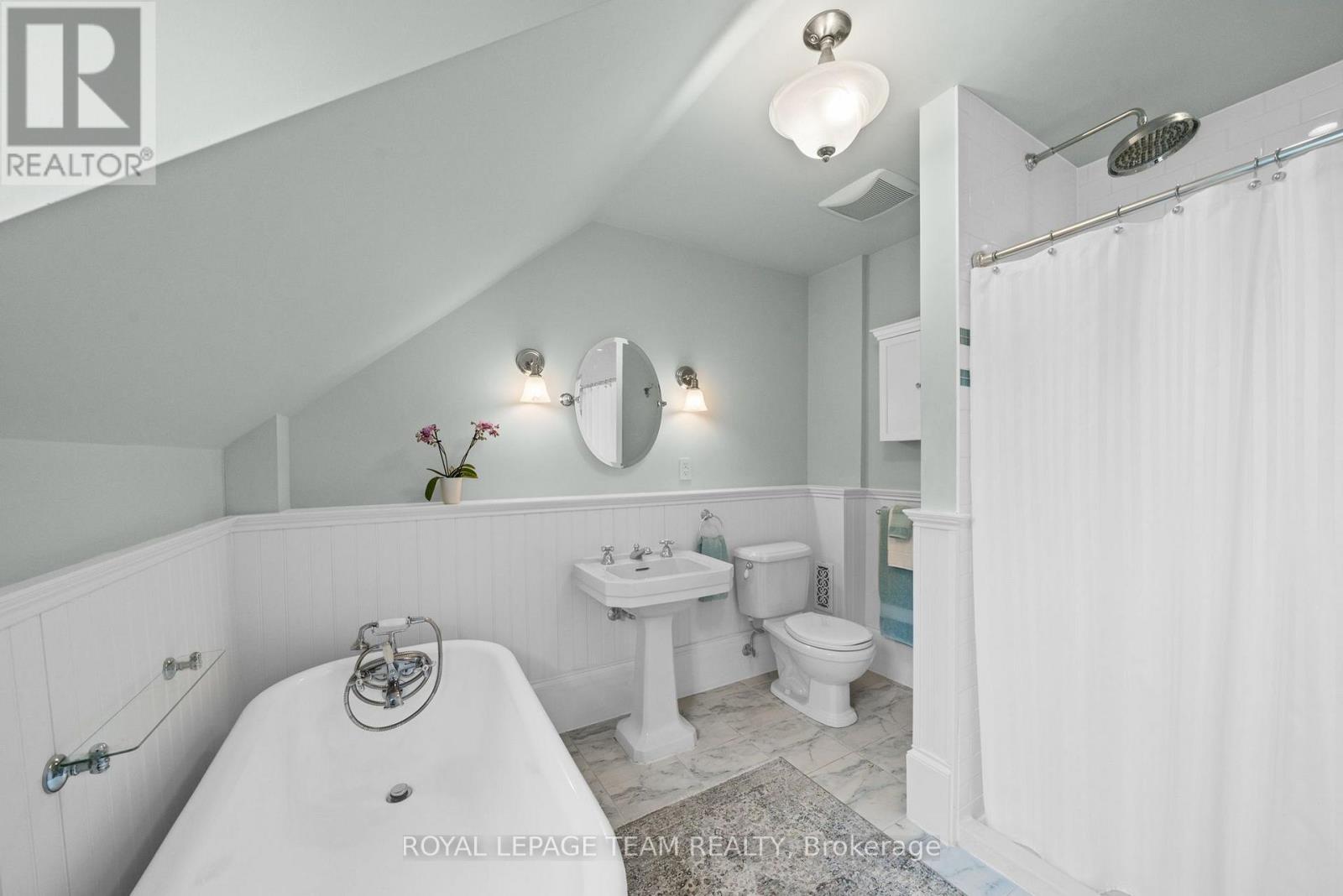 4416 DONNELLY DRIVE, Ottawa. Luxury613. By Peter Sagos - Image 29