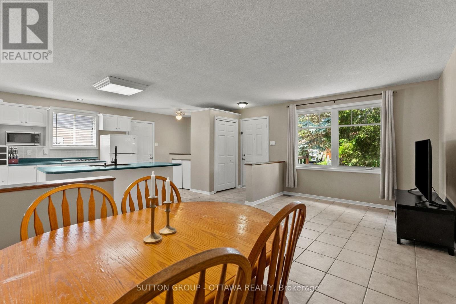 20 SPEARMAN LANE, Ottawa. Luxury613. By Peter Sagos - Image 11