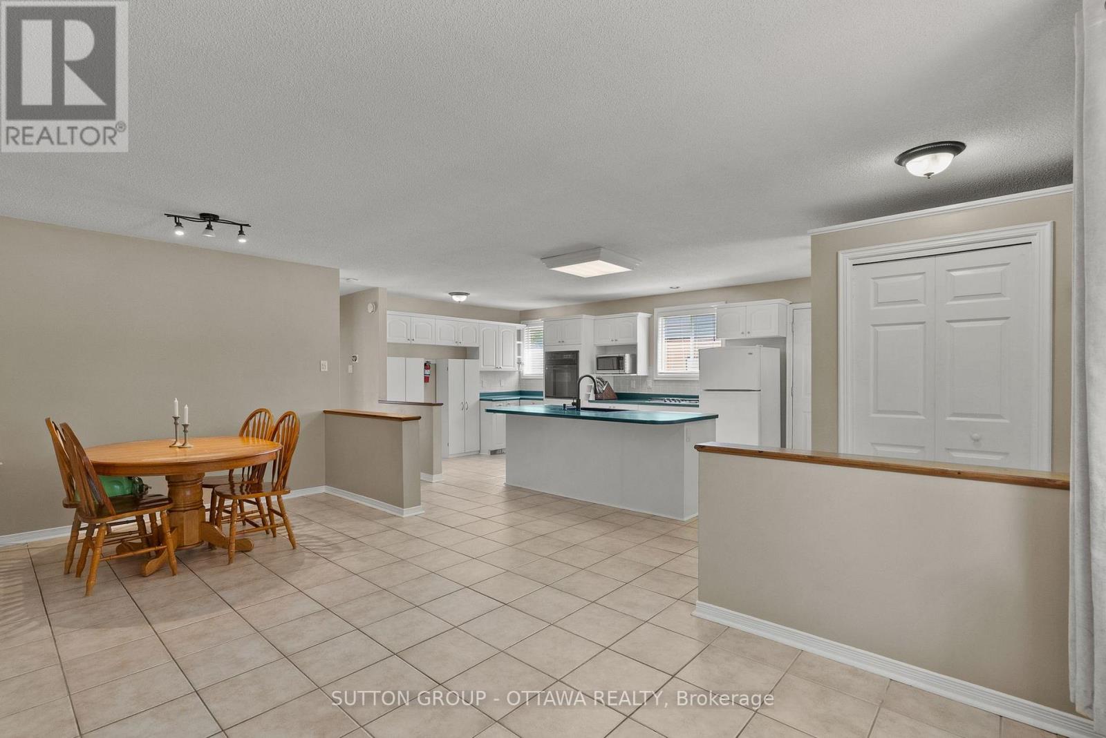 20 SPEARMAN LANE, Ottawa. Luxury613. By Peter Sagos - Image 12