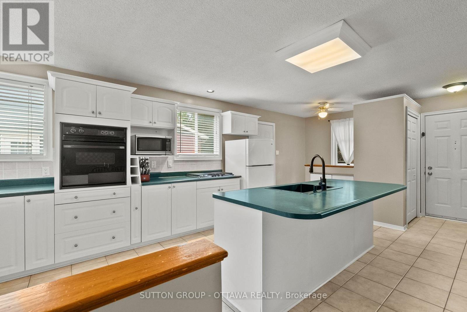 20 SPEARMAN LANE, Ottawa. Luxury613. By Peter Sagos - Image 7