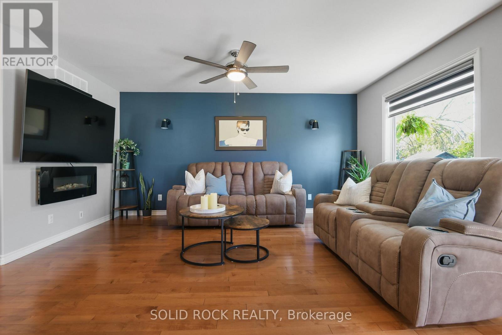 55 WOODWARD STREET - 10