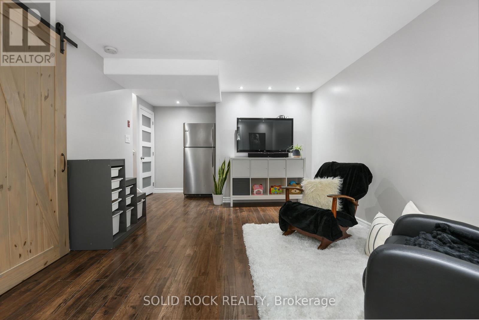 55 WOODWARD STREET - 20