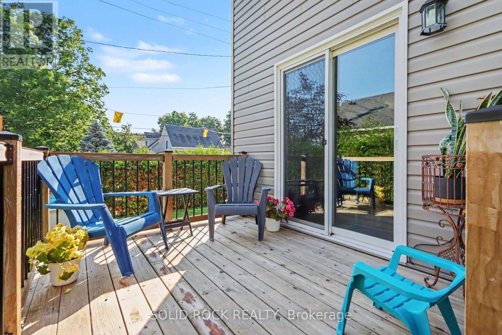 55 WOODWARD STREET - 27