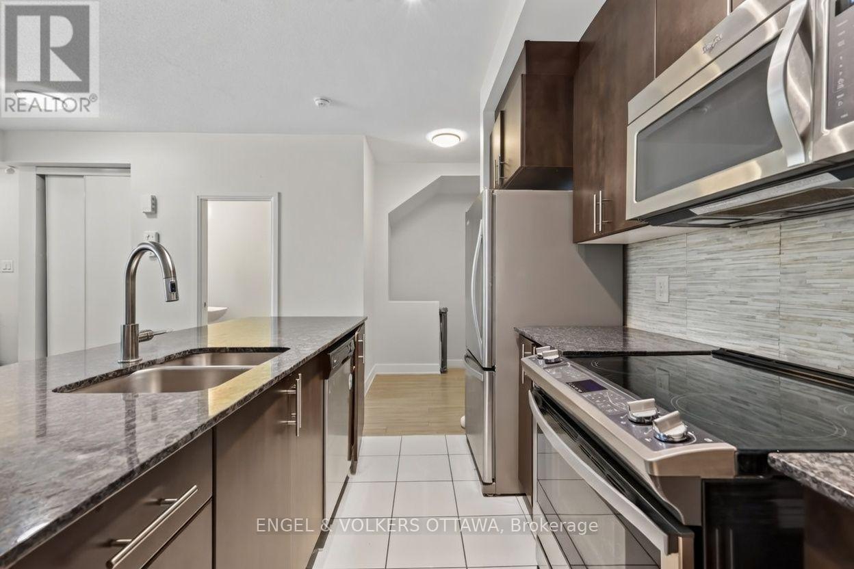 2 Bed, 3 Bath House for Rent in Ottawa – 88 HOLMWOOD AVENUE, Ottawa – MLS# X13543802 - Image 8