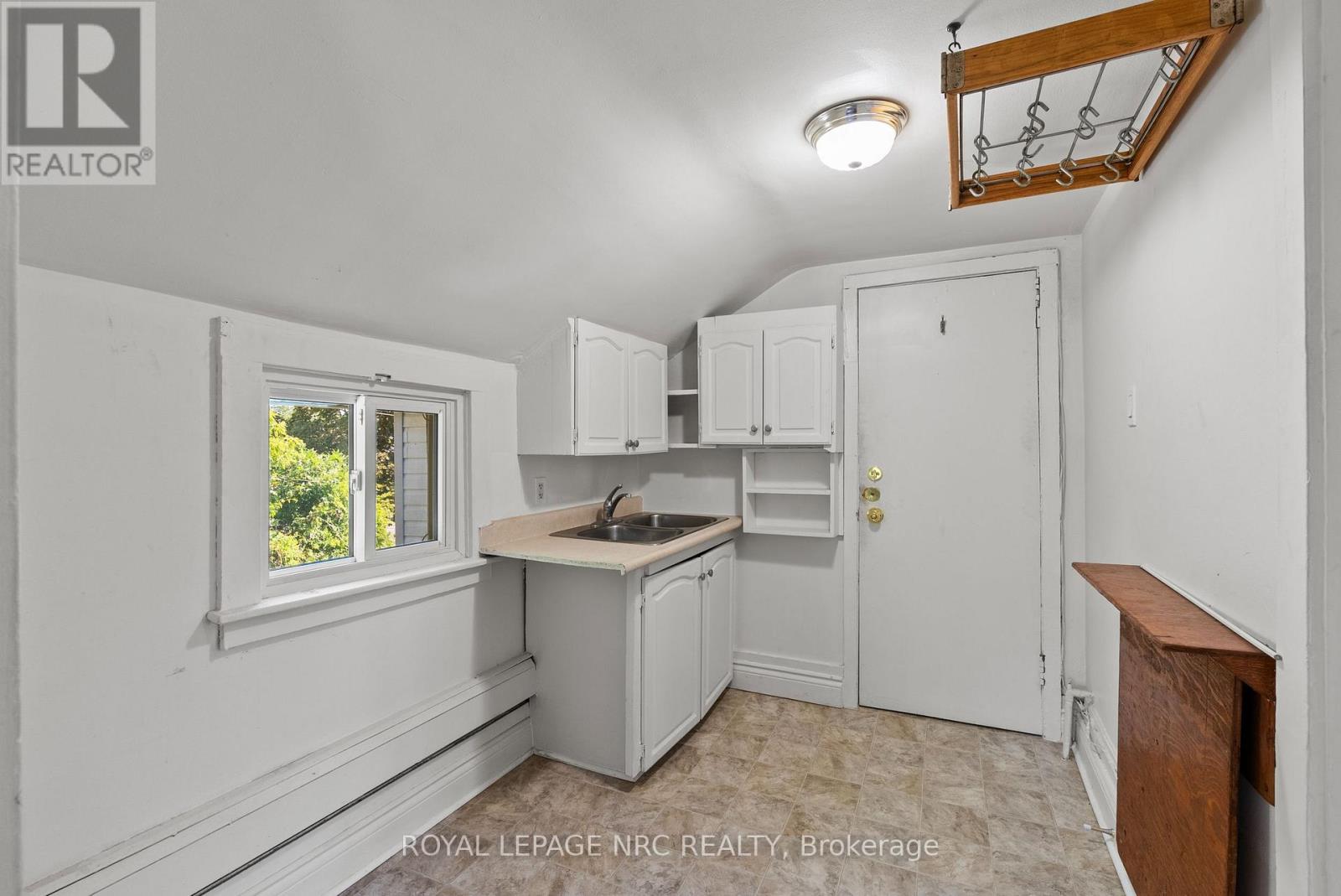 42 LEEPER STREET - 23
