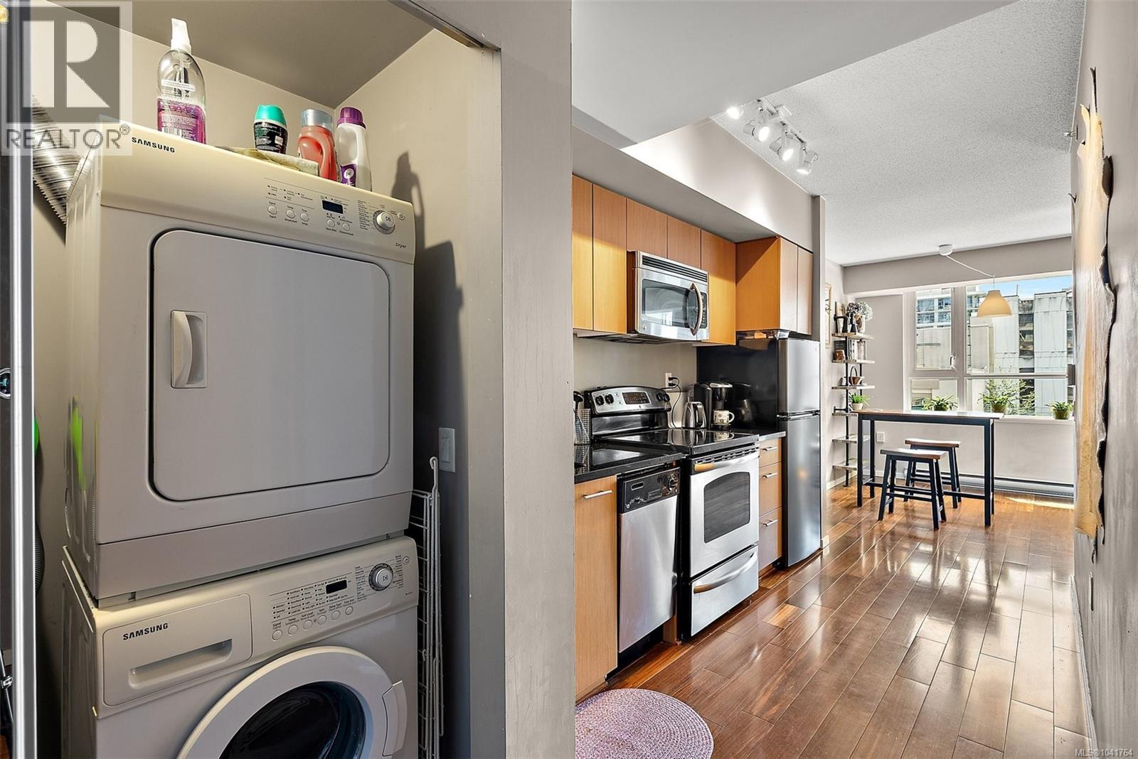 #404 834 Johnson St - 16