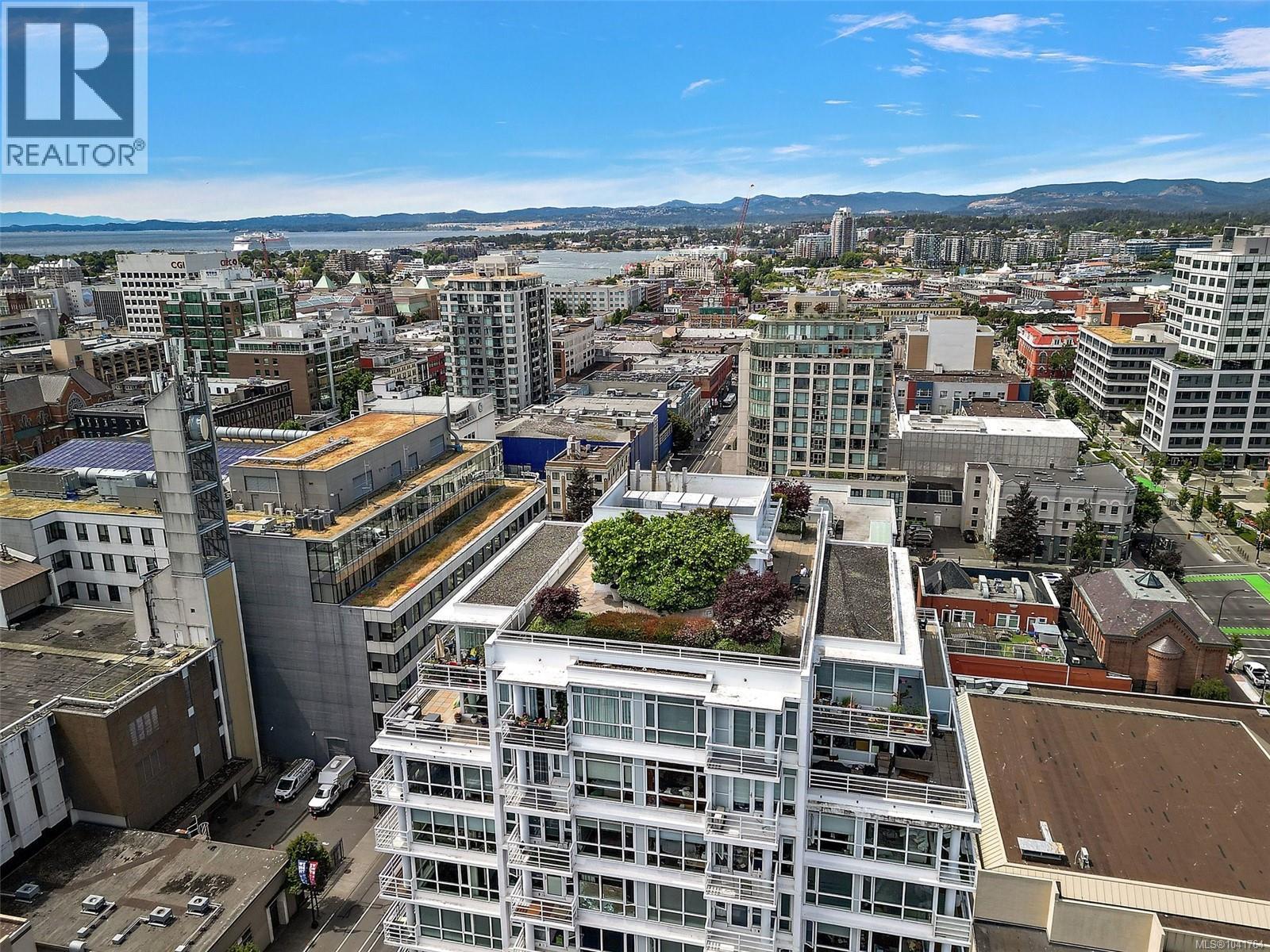 #404 834 Johnson St - 27