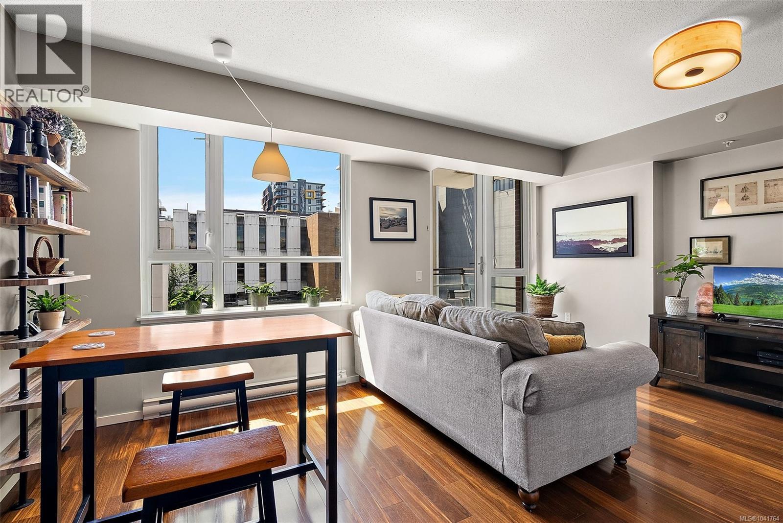 #404 834 Johnson St - 8