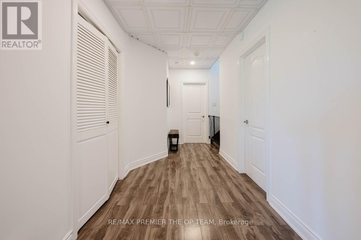 22 ADELIA PLACE - 38