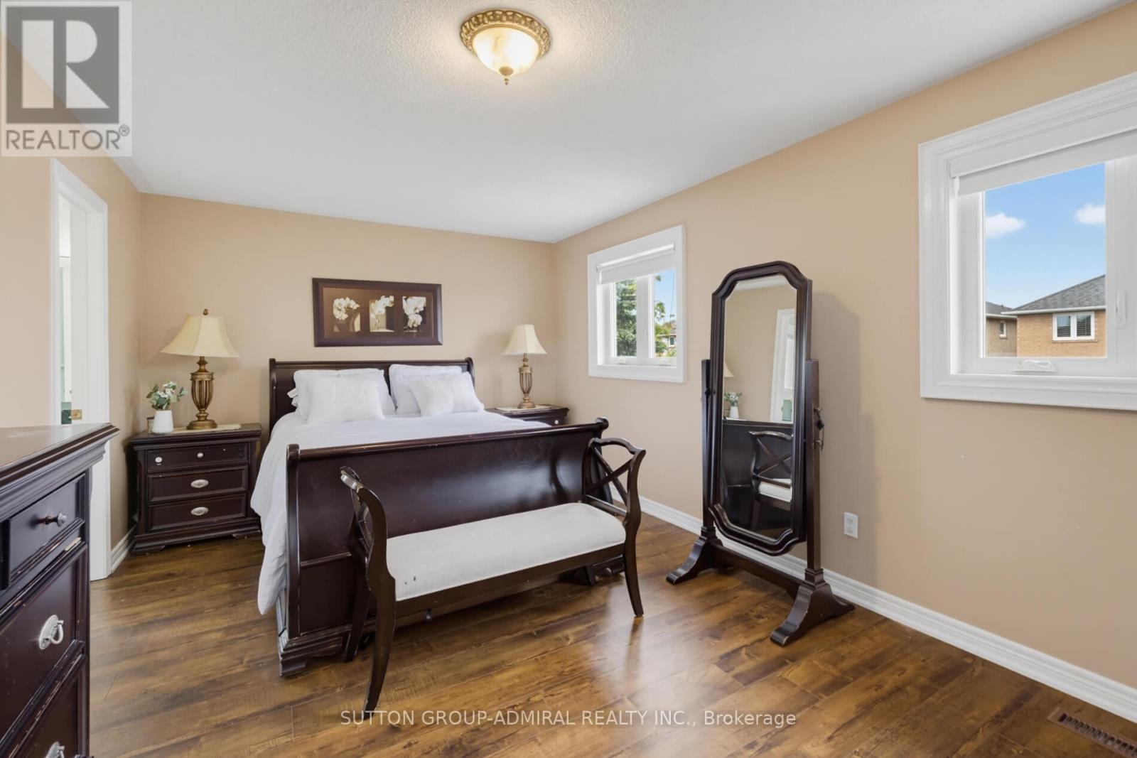 27 PINE HOLLOW CRESCENT - 17