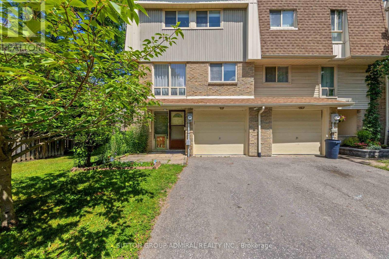 #7 45 POPLAR CRESCENT N - 5