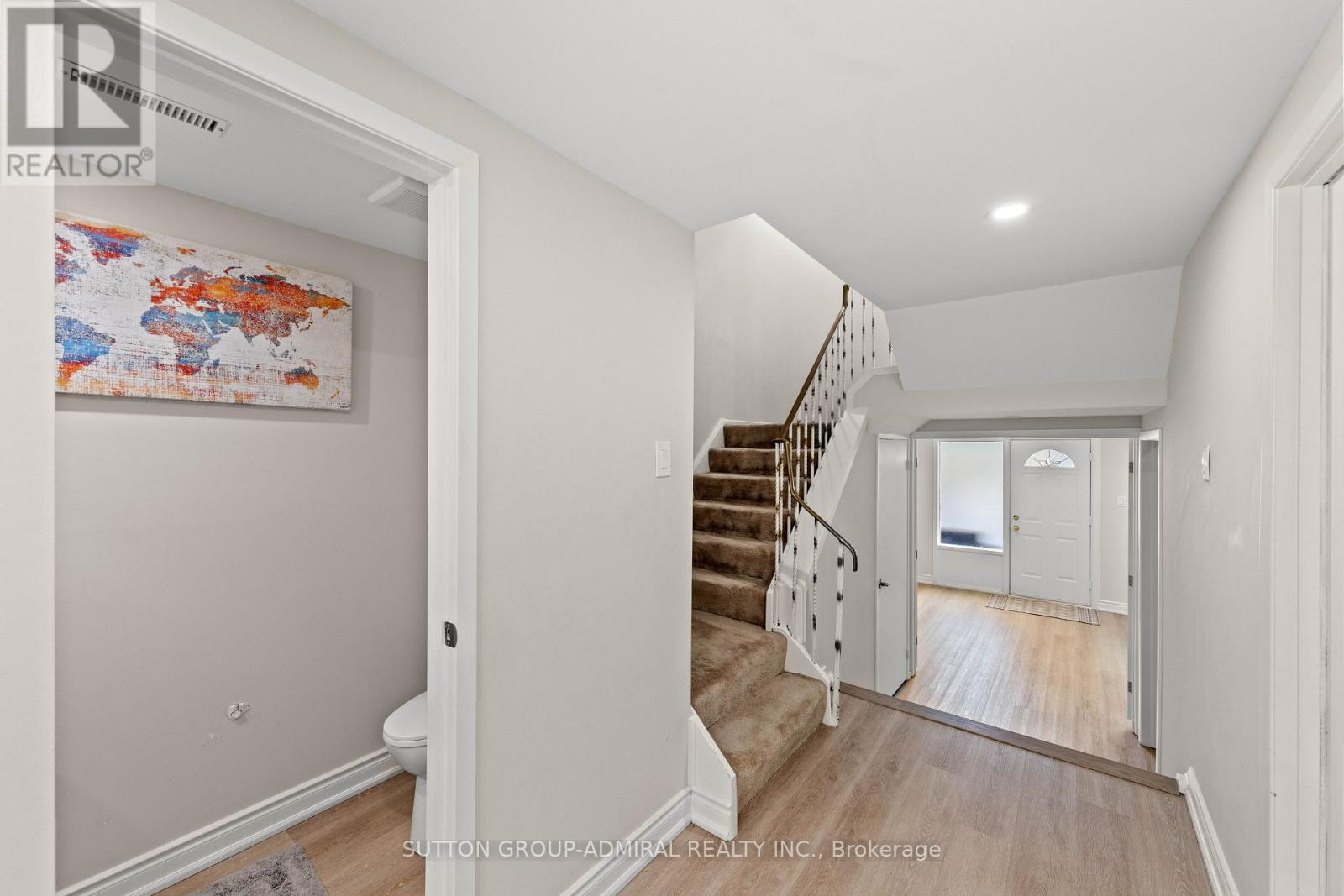 #7 45 POPLAR CRESCENT N - 8