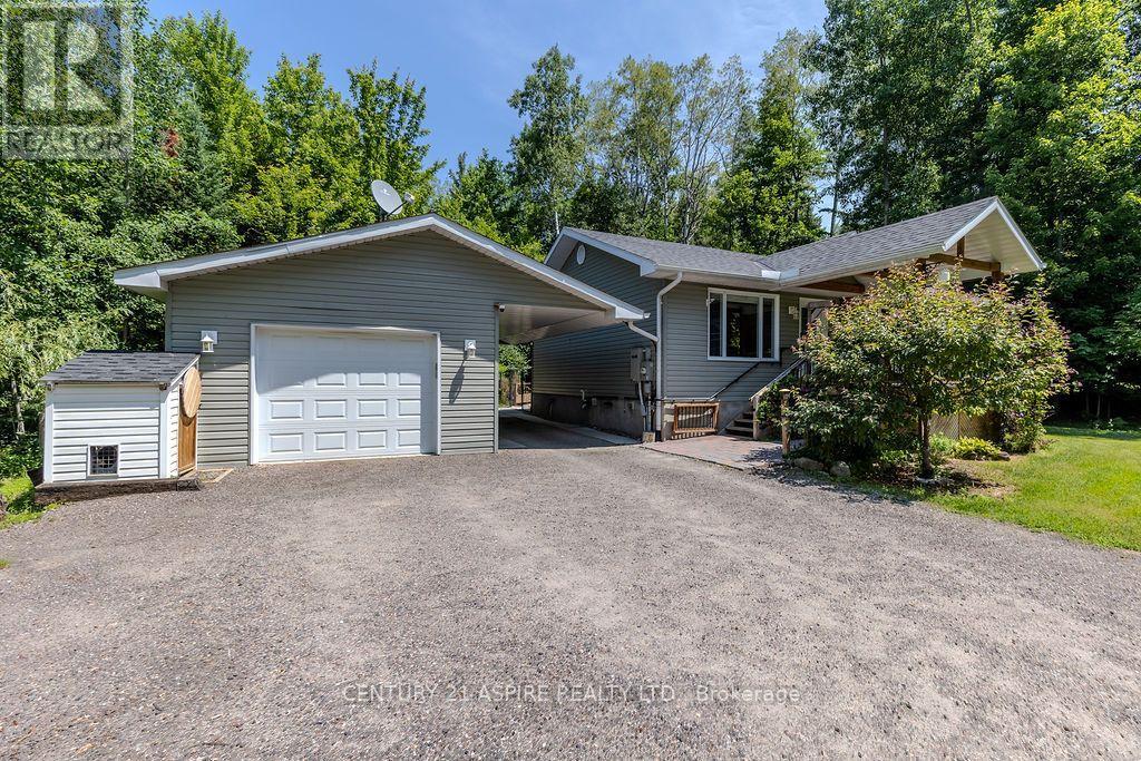 1576 GARDEN OF EDEN ROAD - 3