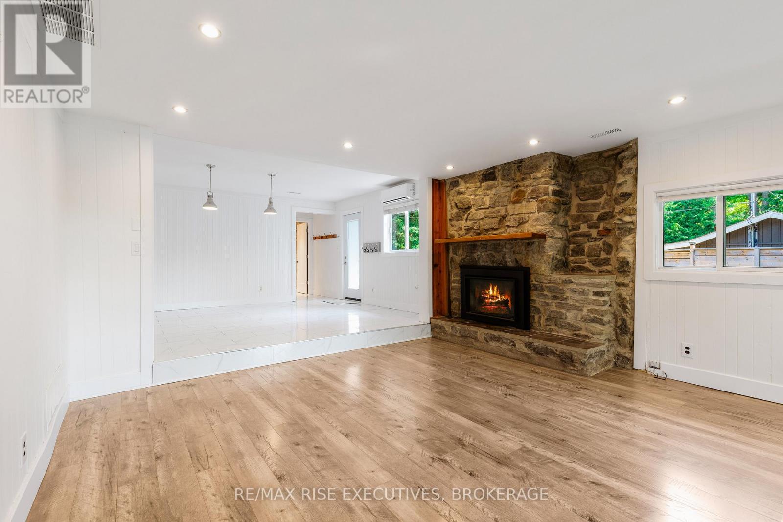 973 FOSTER BAY LANE - Image 12