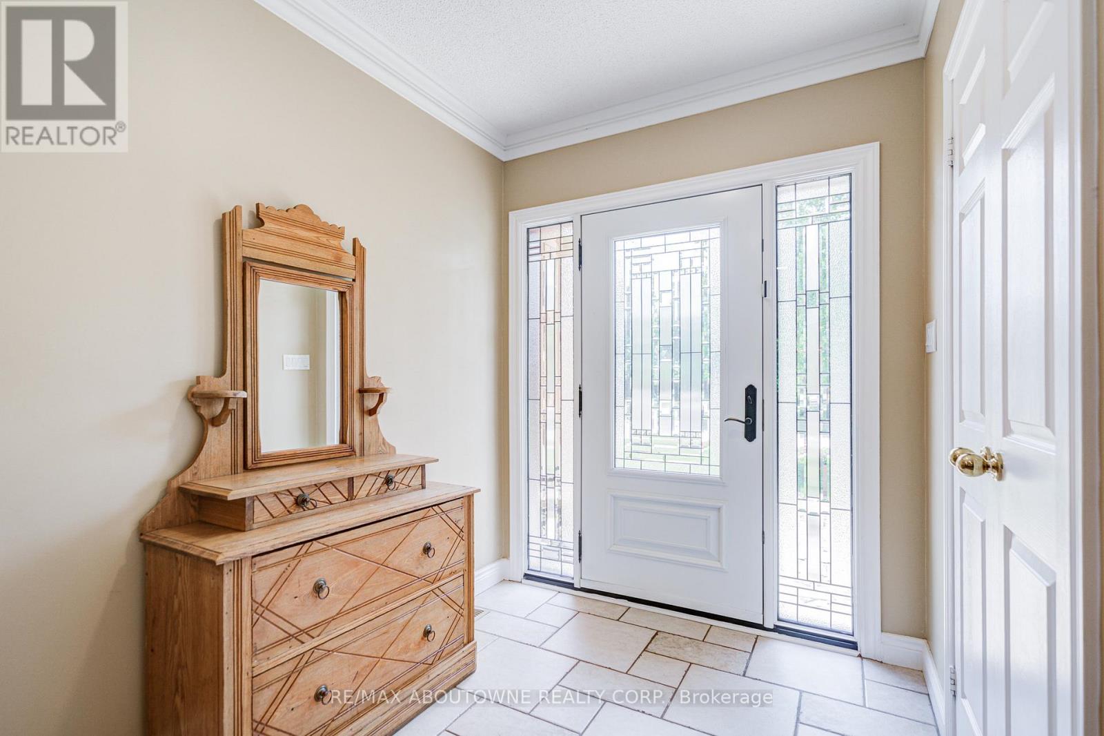 1471 THE LINKS DRIVE - 8