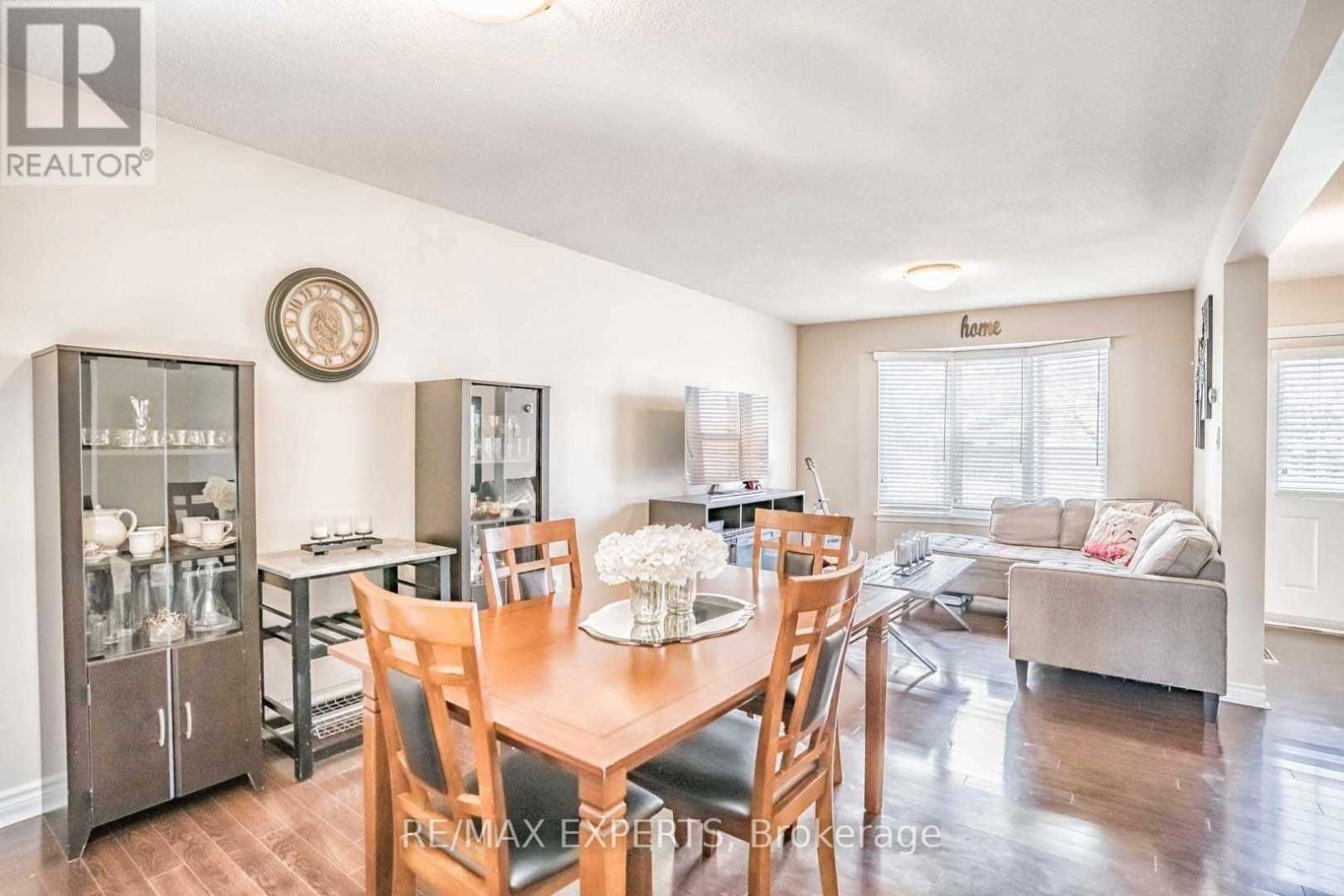 101 MORLEY CRESCENT - 16