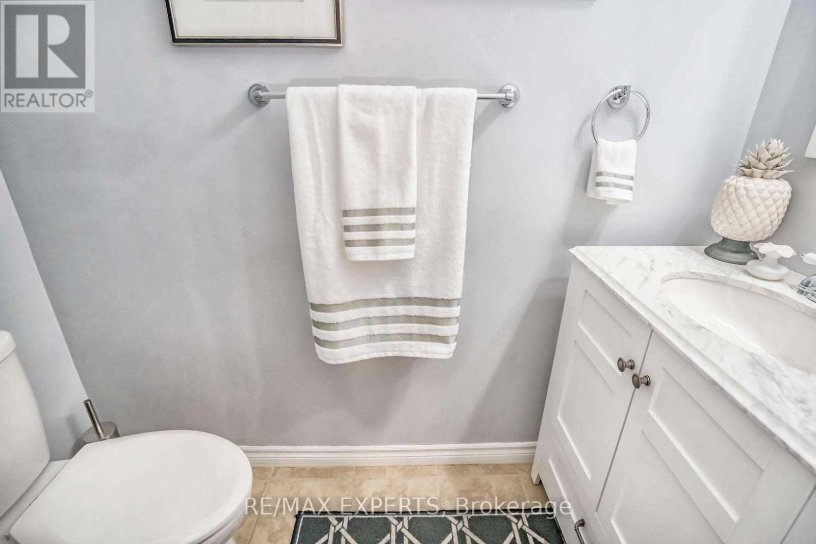 101 MORLEY CRESCENT - 27