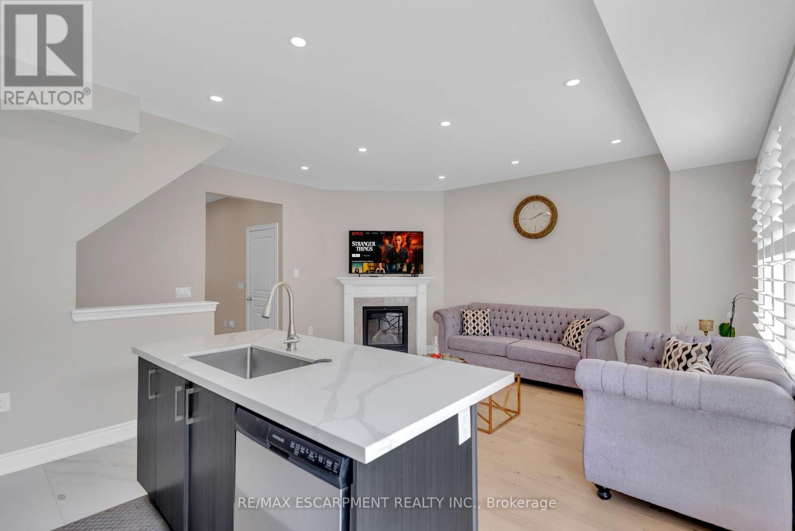 1454 CHRETIEN STREET - 12
