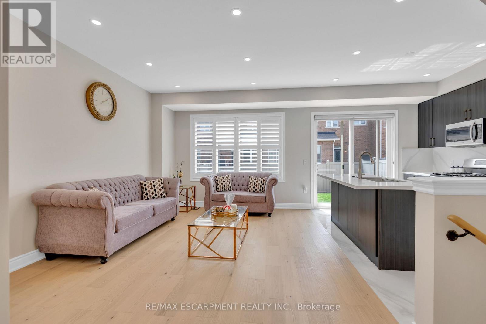 1454 CHRETIEN STREET - 6