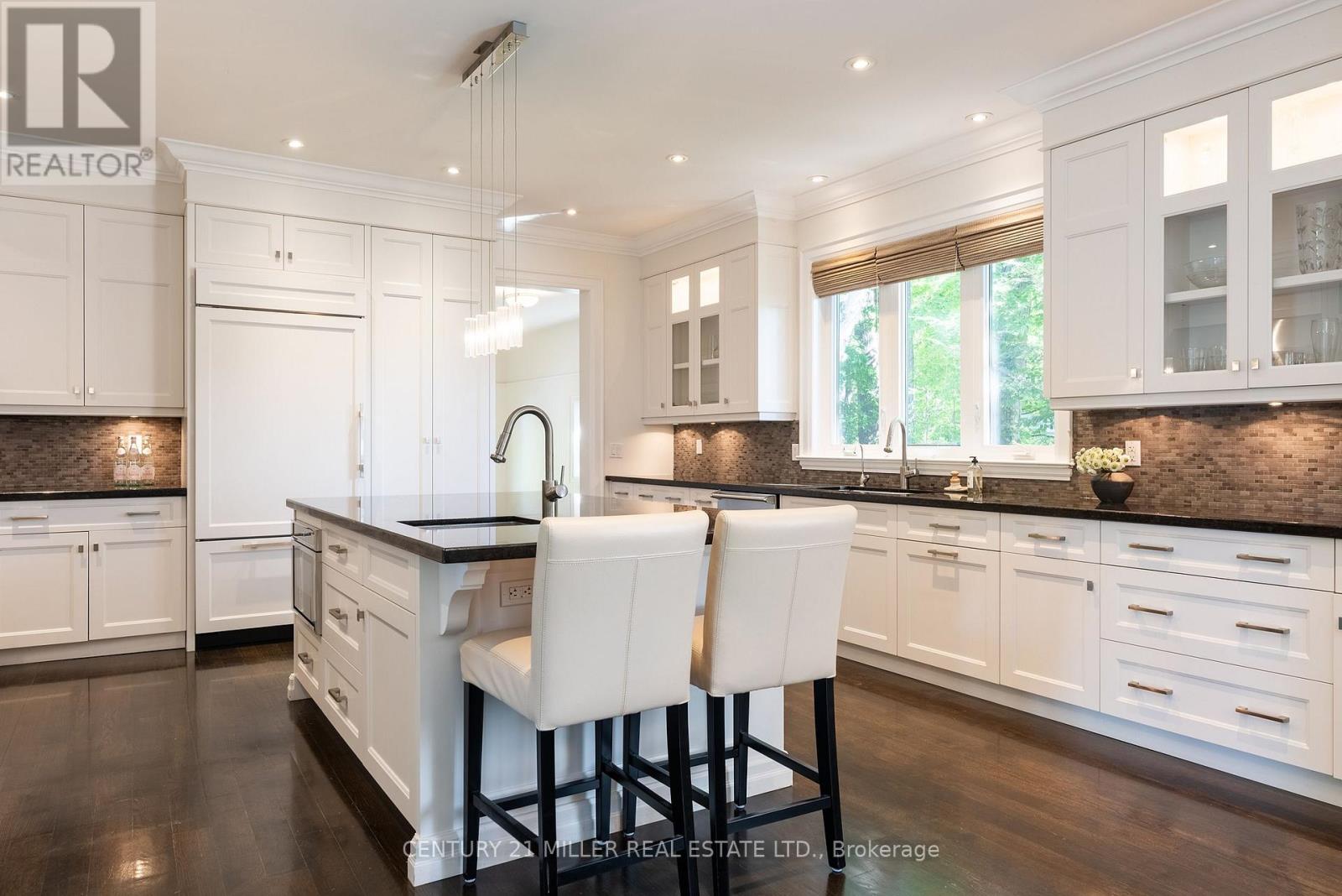 376 WEDGEWOOD DRIVE - 15