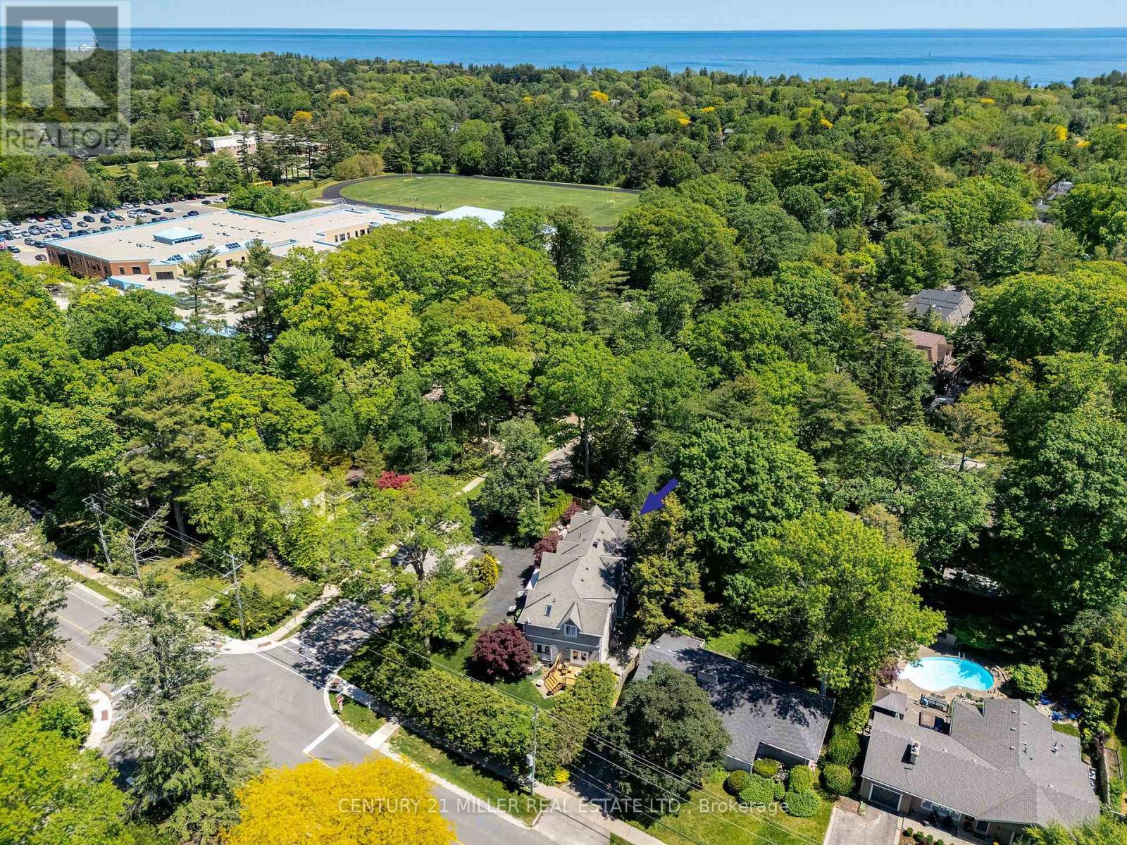 376 WEDGEWOOD DRIVE - 4