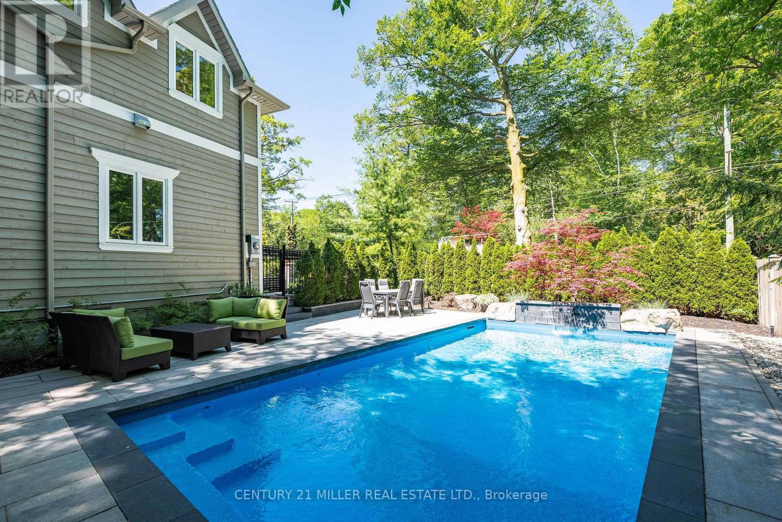 376 WEDGEWOOD DRIVE - 44