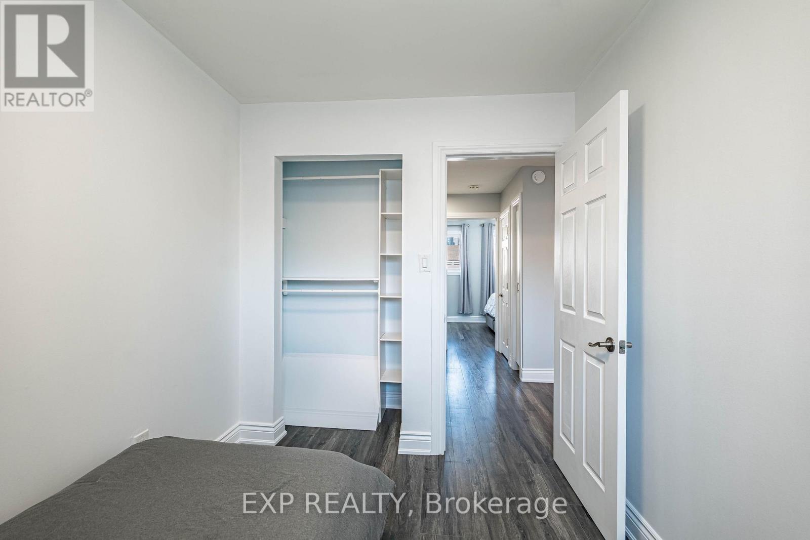 #38 400 MISSISSAUGA VALLEY BOULEVARD - Image 26
