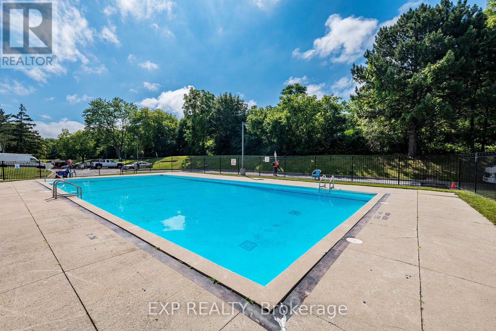 #38 400 MISSISSAUGA VALLEY BOULEVARD - Image 36